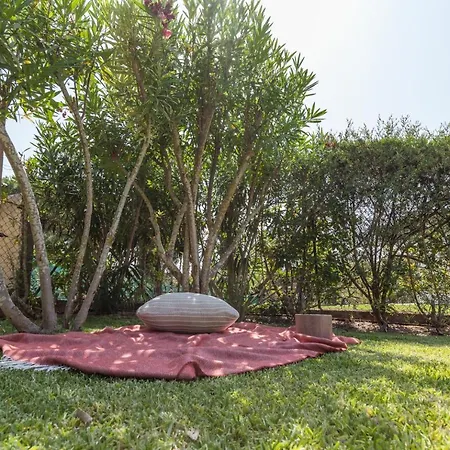 Дом отдыха Moradia Com Jardim Privado *