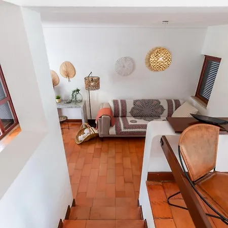 Moradia Com Jardim Privado Дом отдыха